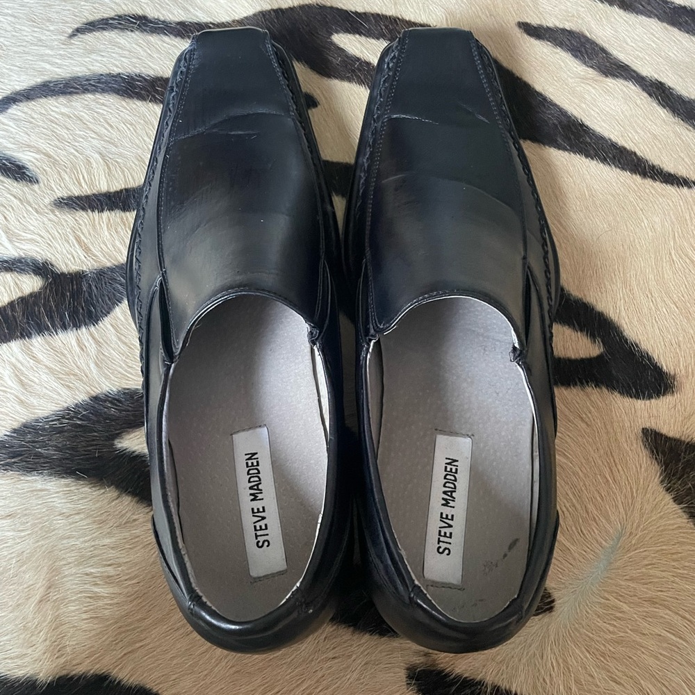 Steve Madden men’s leather loafers